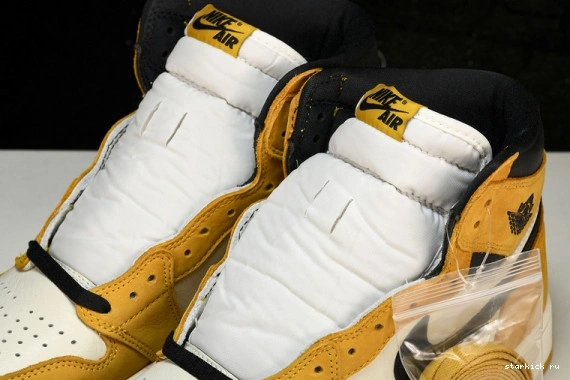 Yellow 555088-109 555088-109 Ochre Jordan  1 High Retro  0124